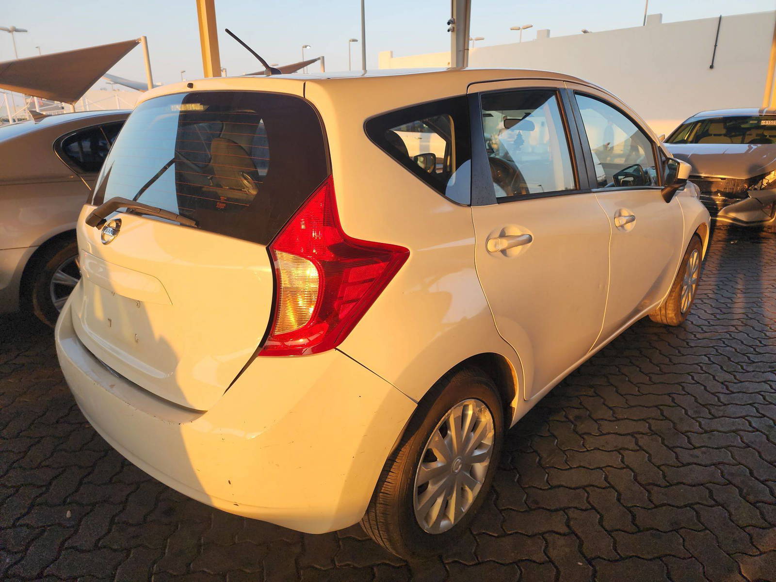 2015 NISSAN VERSA NOTE — 183310 Miles — Lot 44779294 — Main - Marhaba Auctions Used Cars - Image 5