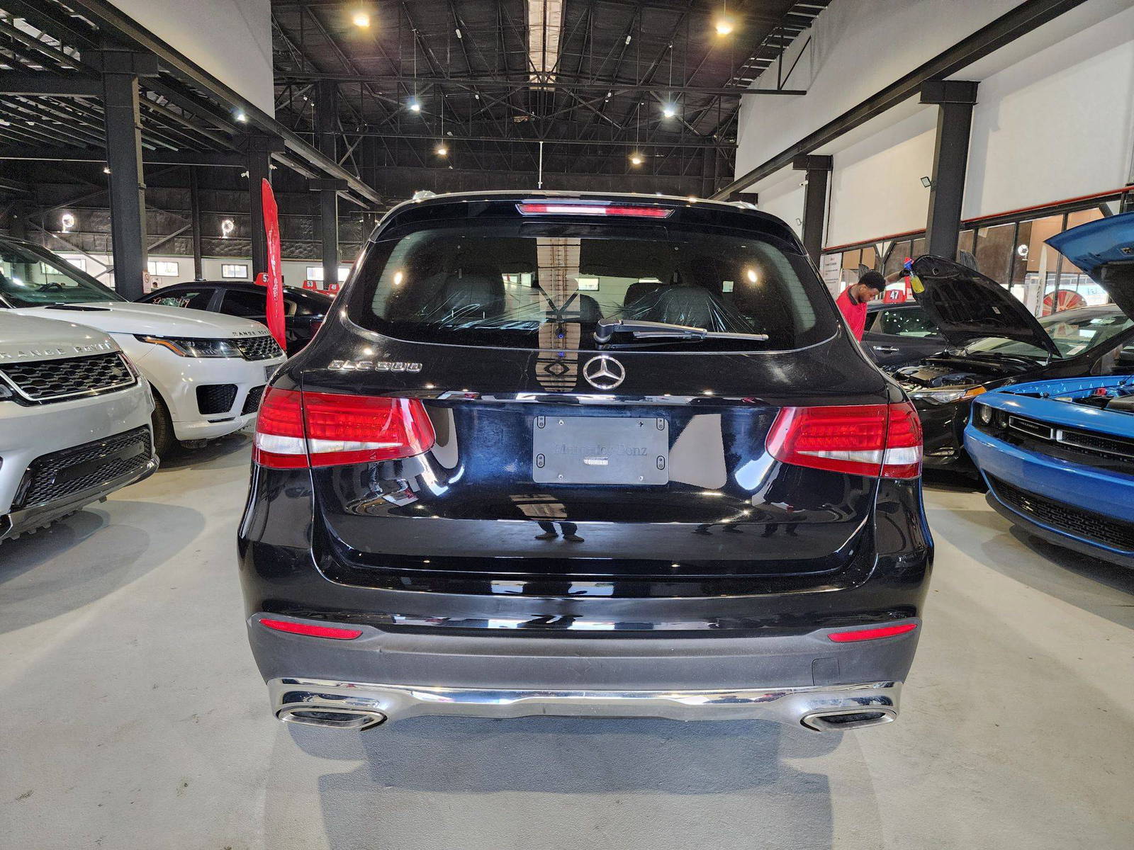 2019 MERCEDES BENZ GLC-300 — 81060 KM — Lot 50065454 — Al Quoz - Marhaba Auctions Used Cars - Image 7