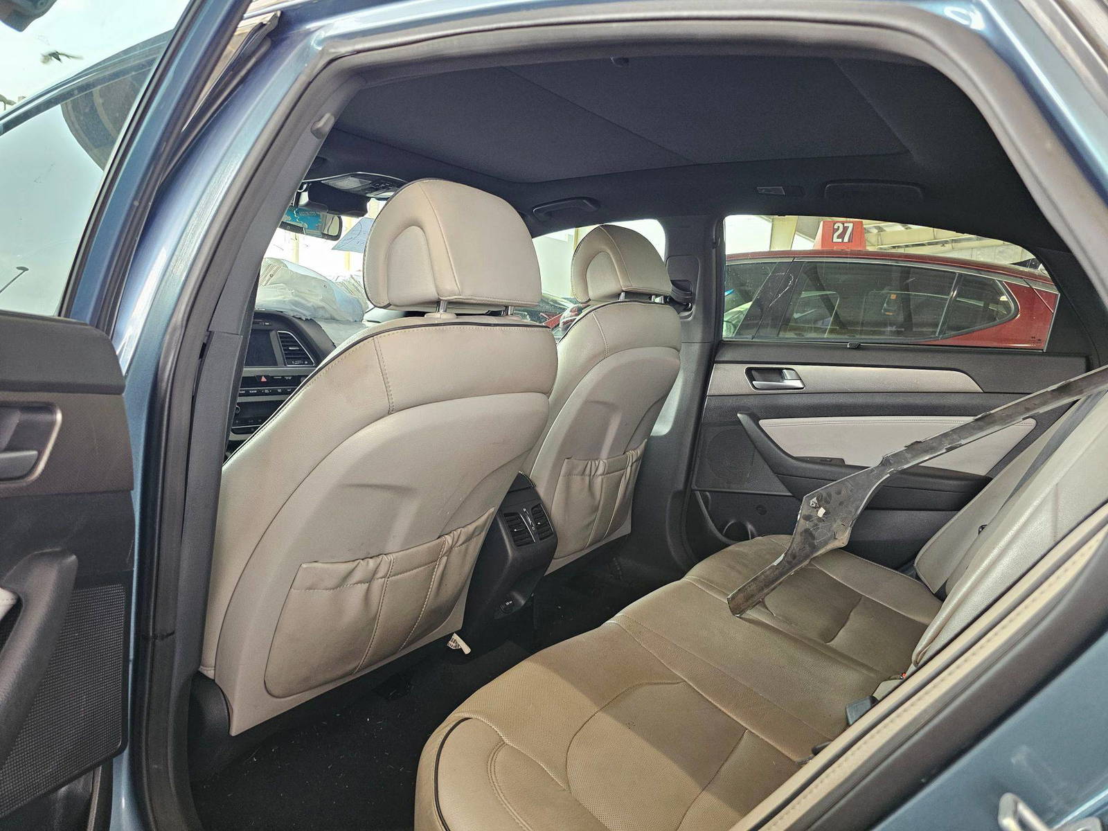 2015 HYUNDAI SONATA — 132581 Miles — Lot 203424 — Souq - Marhaba Auctions Used Cars - Image 6