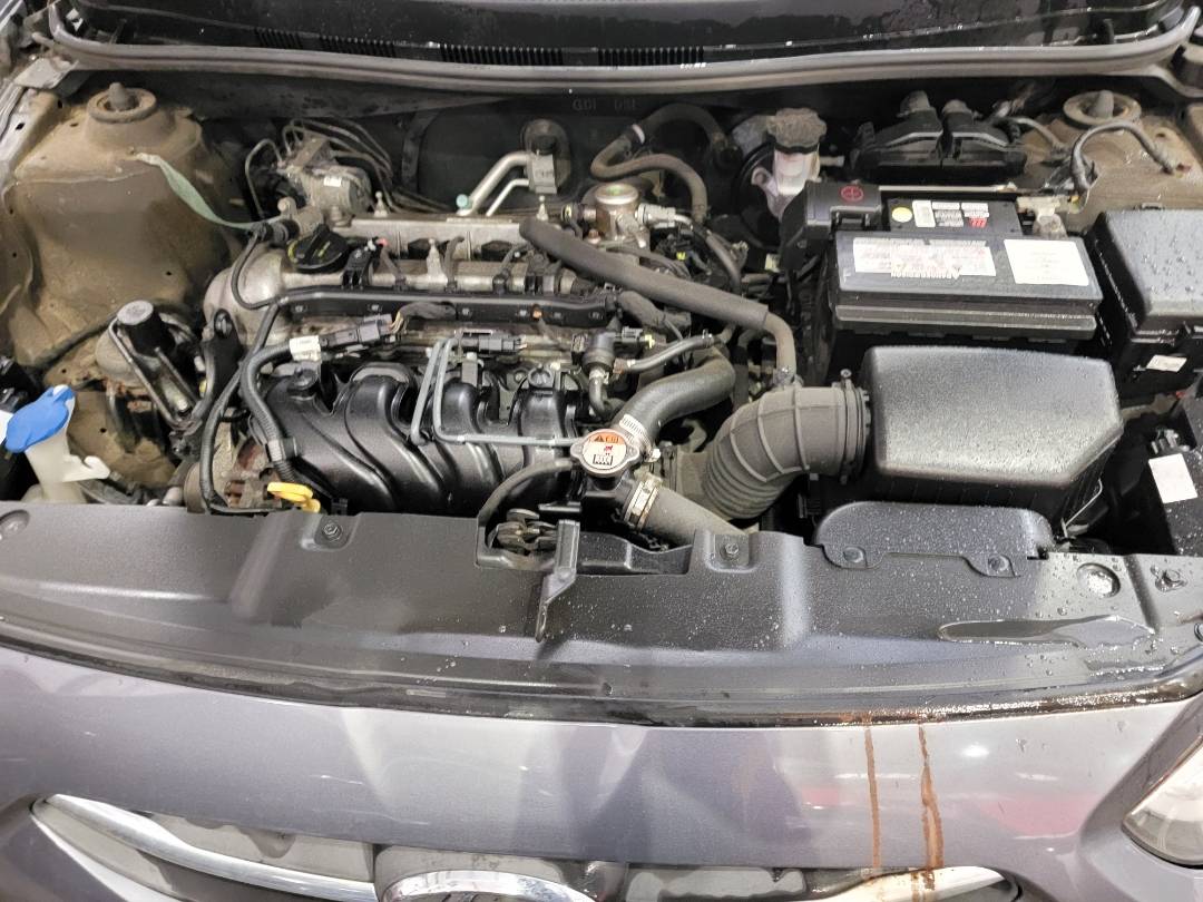 2016 HYUNDAI ACCENT — 266718 KM — Lot 034750 — Main - Marhaba Auctions Used Cars - Image 9