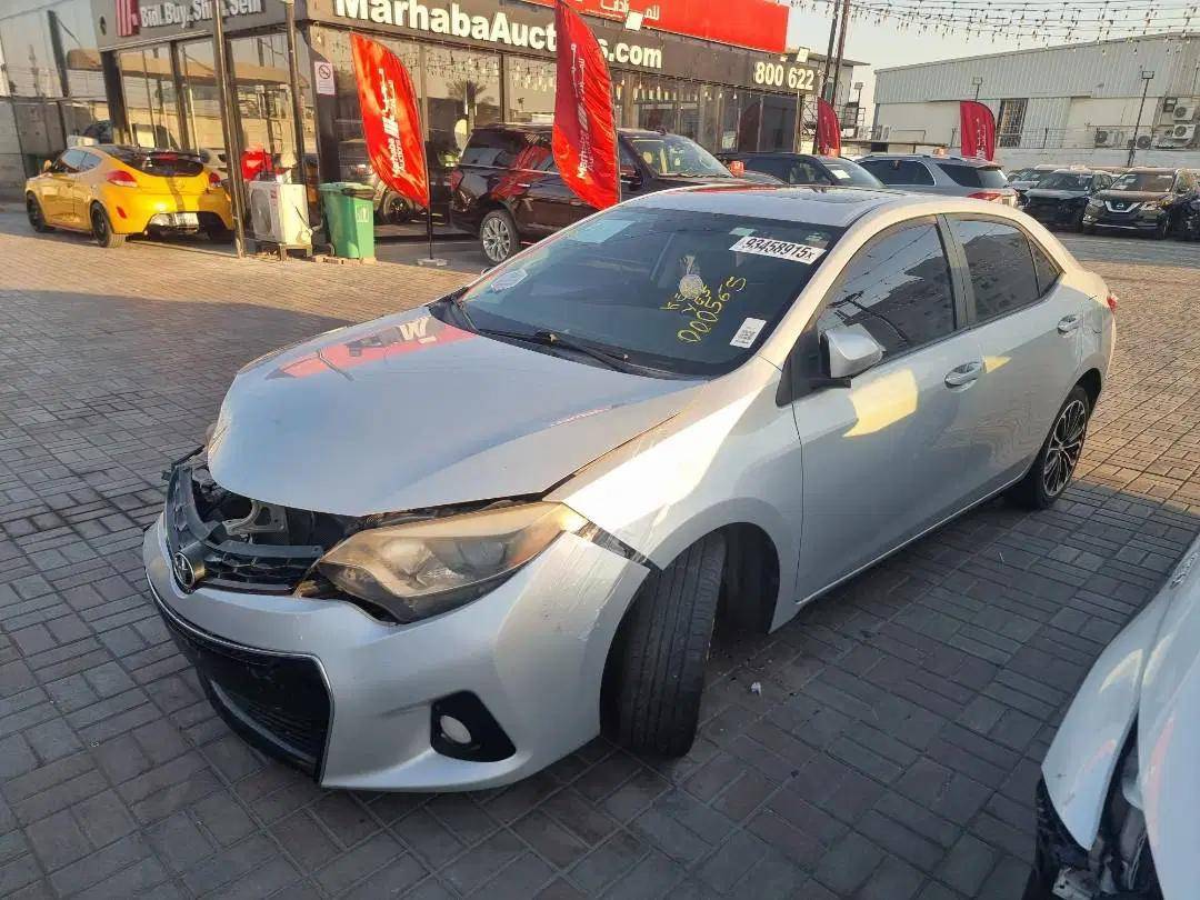 TOYOTA COROLLA