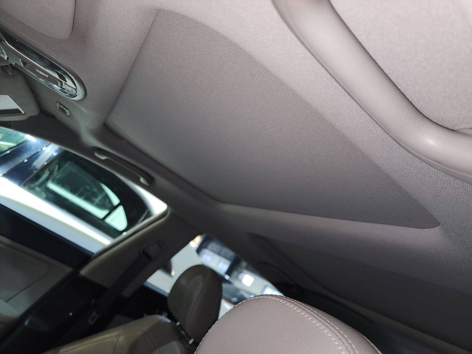 2011 KIA OPTIMA — 264301 Miles — Lot 71646665 — Souq - Marhaba Auctions Used Cars - Image 10