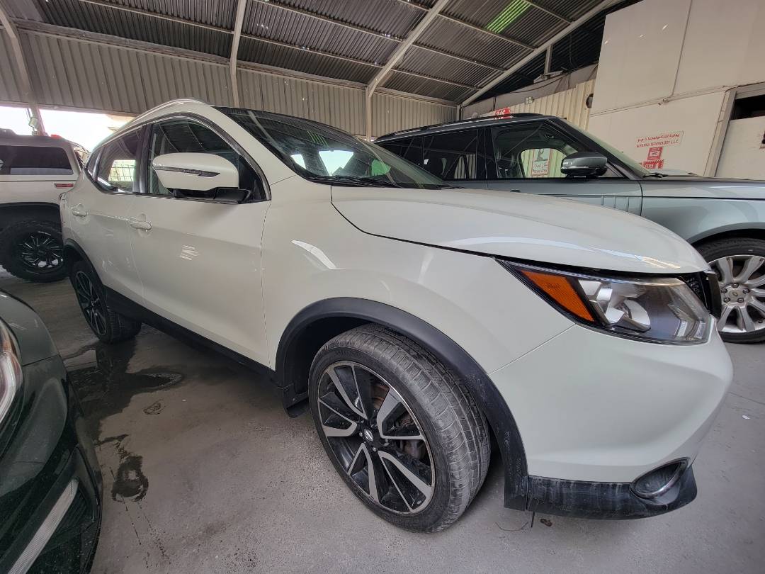 2017 NISSAN ROGUE — 141741 Miles — Lot CR4HW140974 — Main - Marhaba Auctions Used Cars - Image 4