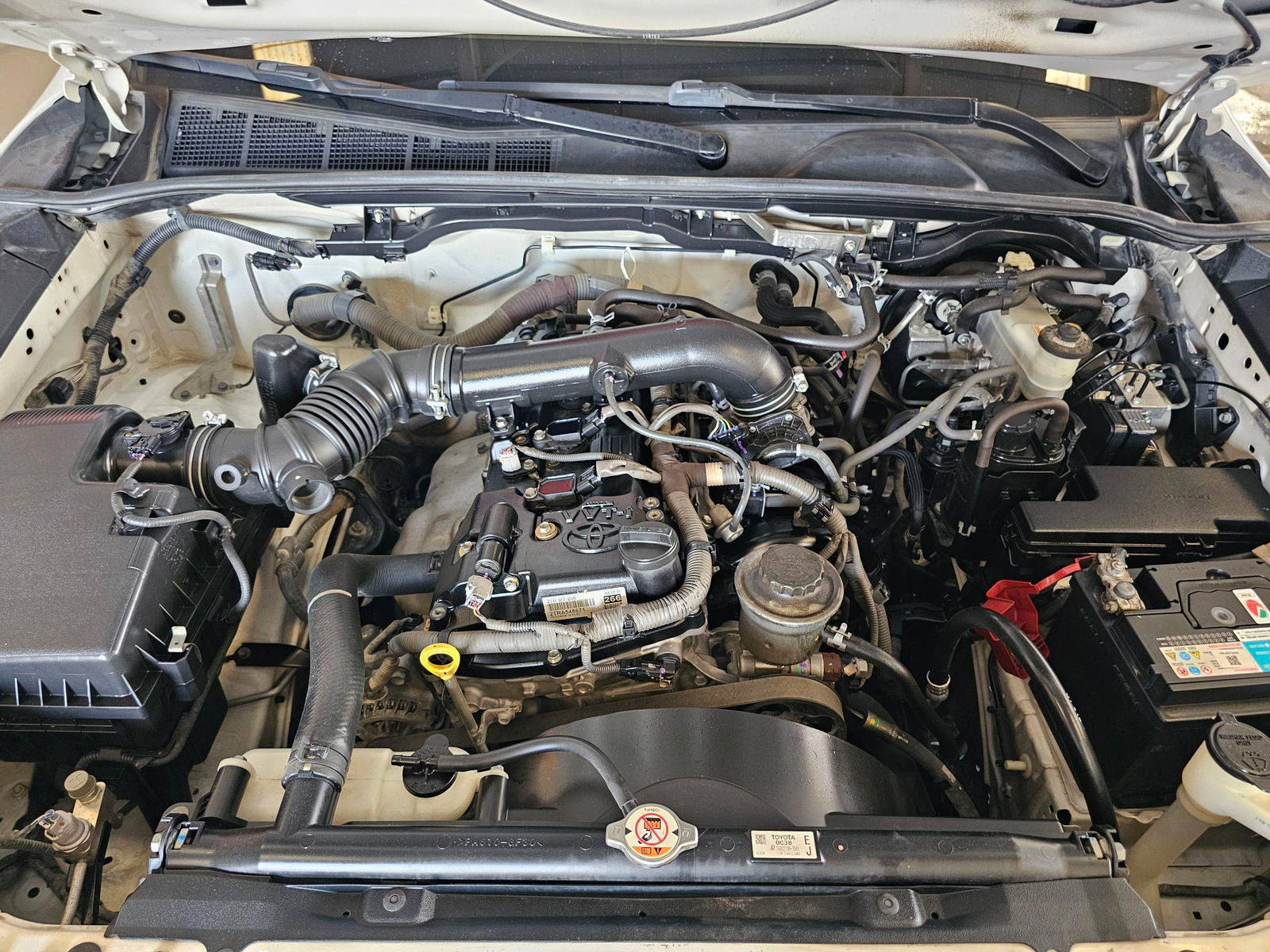 2019 TOYOTA HILUX — 132140 KM — Lot 215487 — Main - Marhaba Auctions Used Cars - Image 12