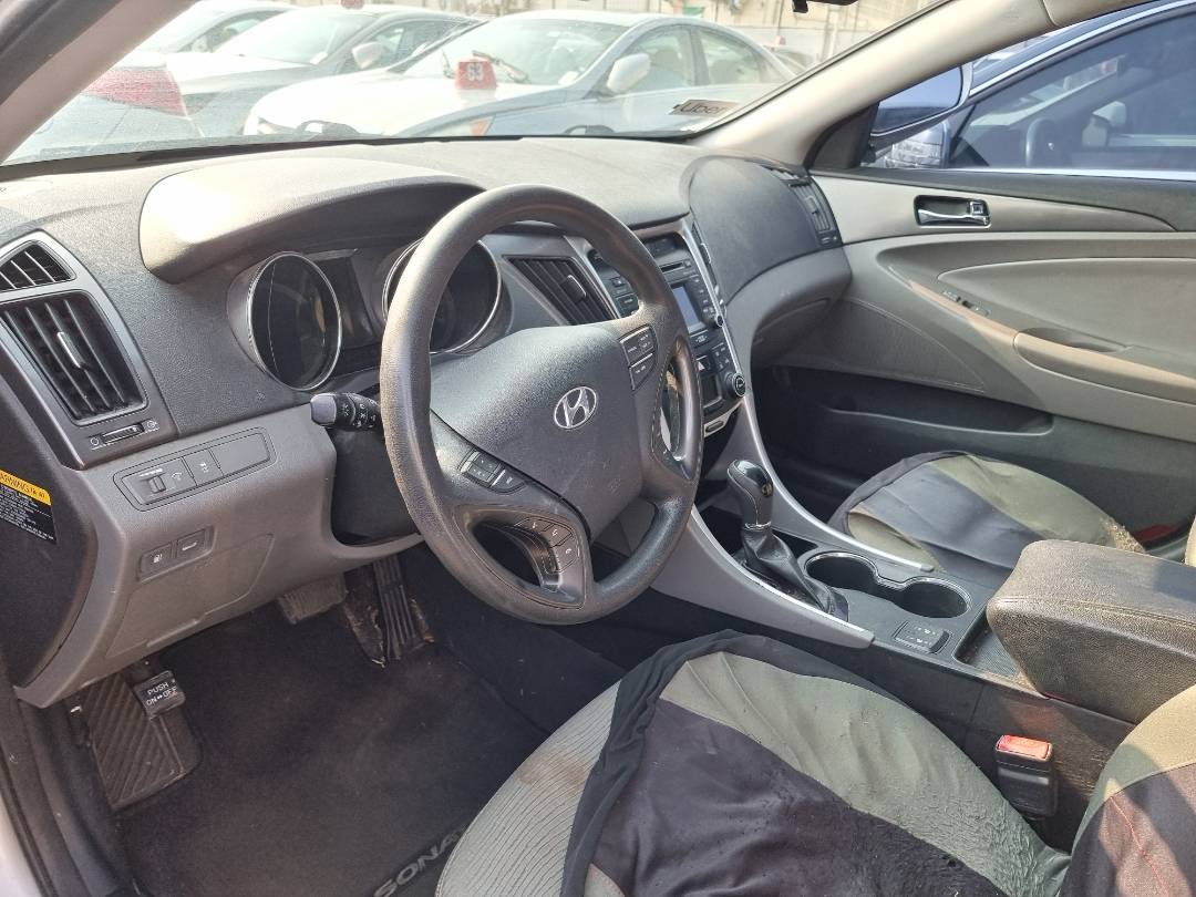 2014 HYUNDAI SONATA — 169556 Miles — Lot 46EA110229 — Ind. 12 - Marhaba Auctions Used Cars - Image 7