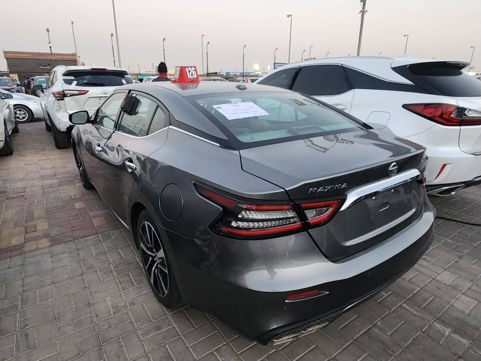 NISSAN MAXIMA