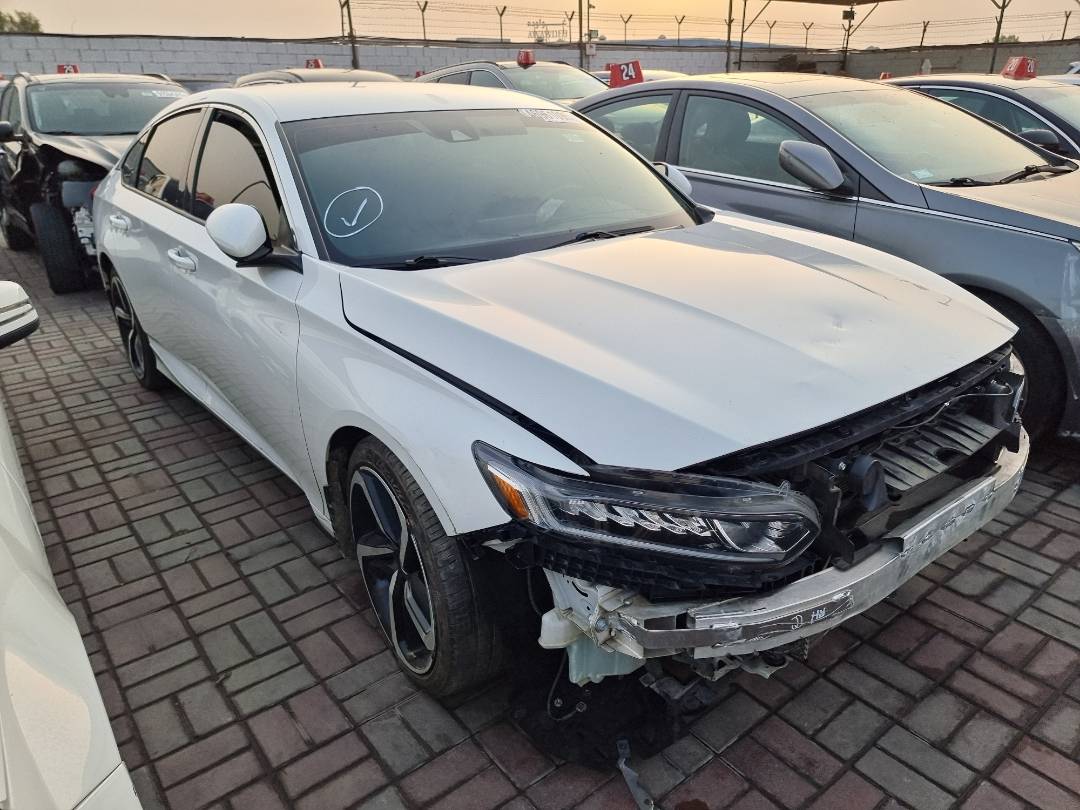 2019 HONDA ACCORD — 141310 Miles — Lot 14509 — Souq - Marhaba Auctions Used Cars - Image 5