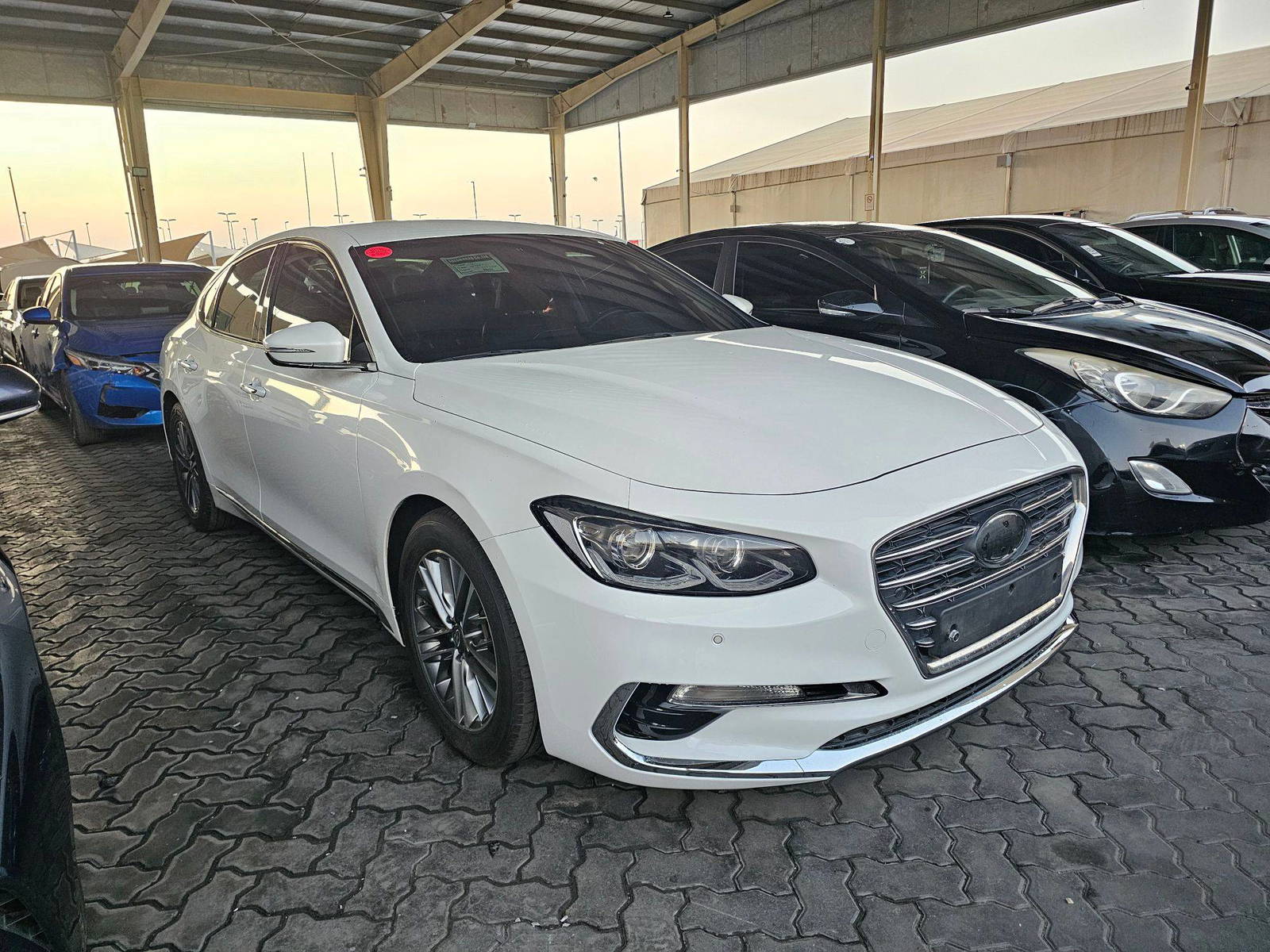 2017 HYUNDAI GRANDEUR — 58369 KM — Lot A003259 — Souq - Marhaba Auctions Used Cars - Image 4