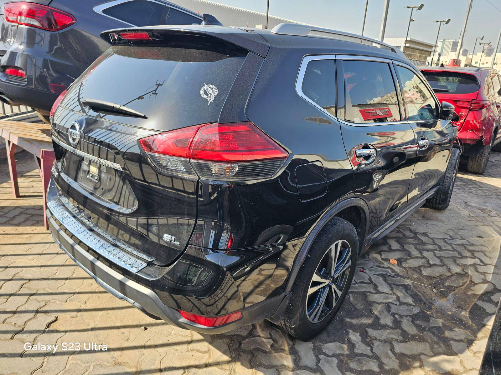 2017 NISSAN ROGUE — 134684 Miles — Lot 43027020 — Main - Marhaba Auctions Used Cars - Image 3