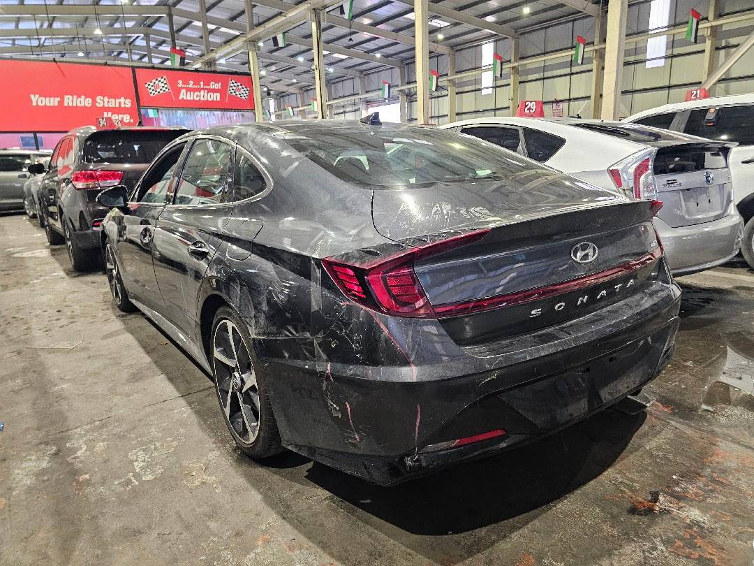 HYUNDAI SONATA