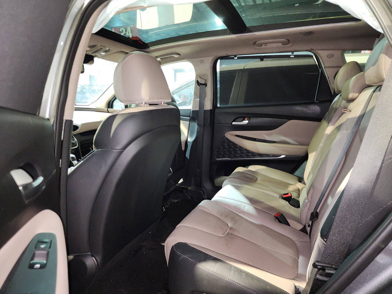 HYUNDAI SANTA FE 2019 - Marhaba Auction Used Cars - Image 7