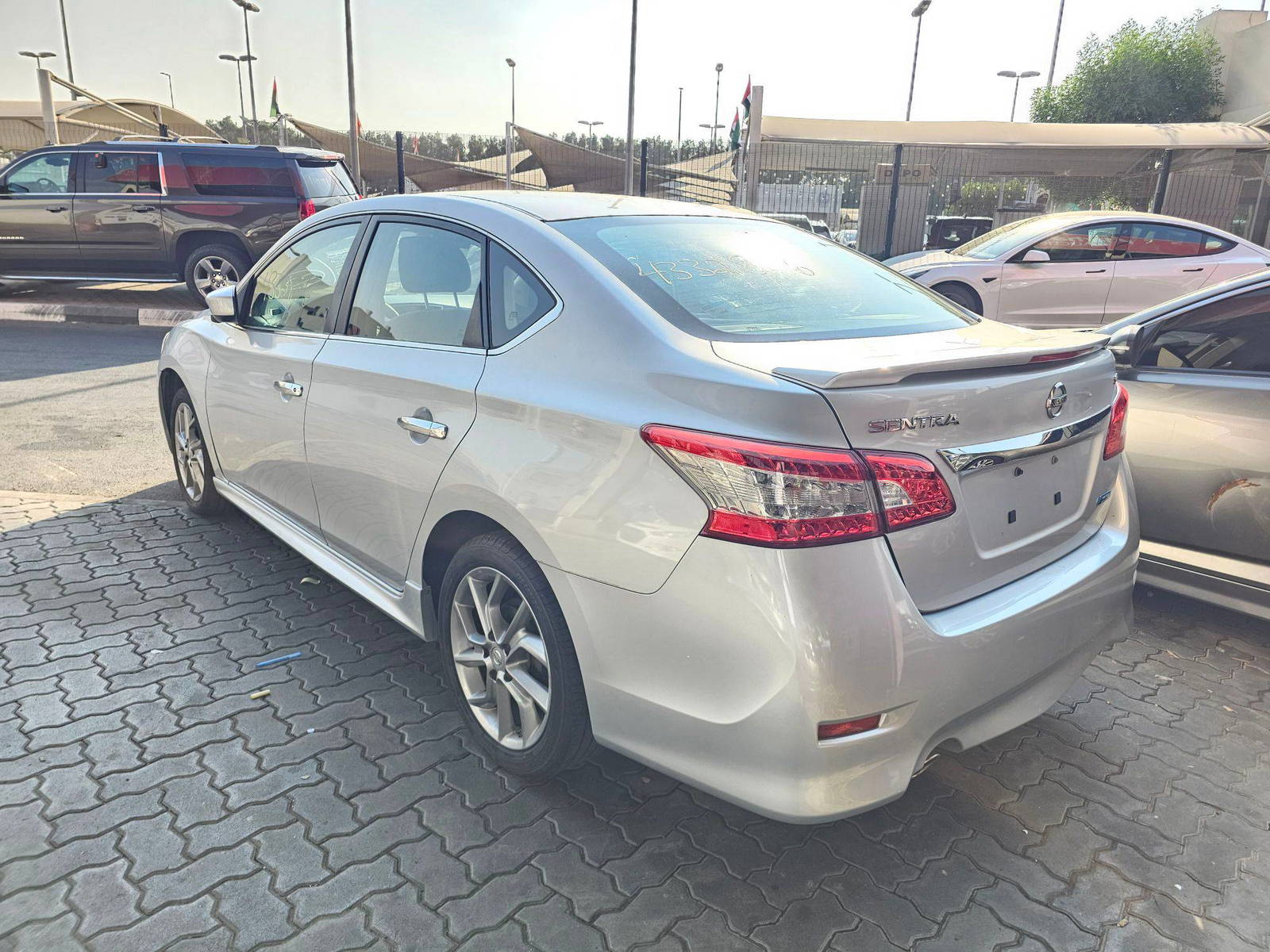 2014 NISSAN SENTRA — 91075 Miles — Lot 43328516 — Souq - Marhaba Auctions Used Cars - Image 6