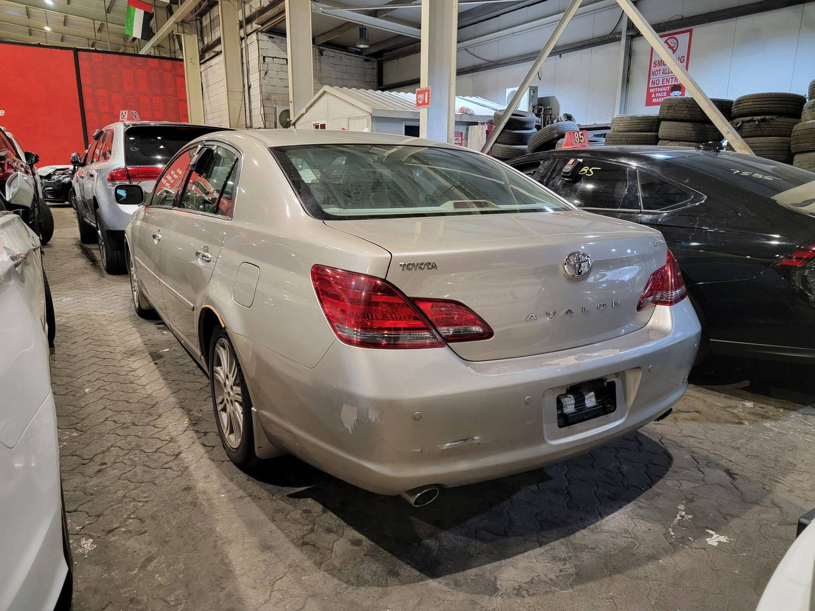 2008 TOYOTA AVALON — 168372 Miles — Lot 43025579 — Main - Marhaba Auctions Used Cars - Image 4