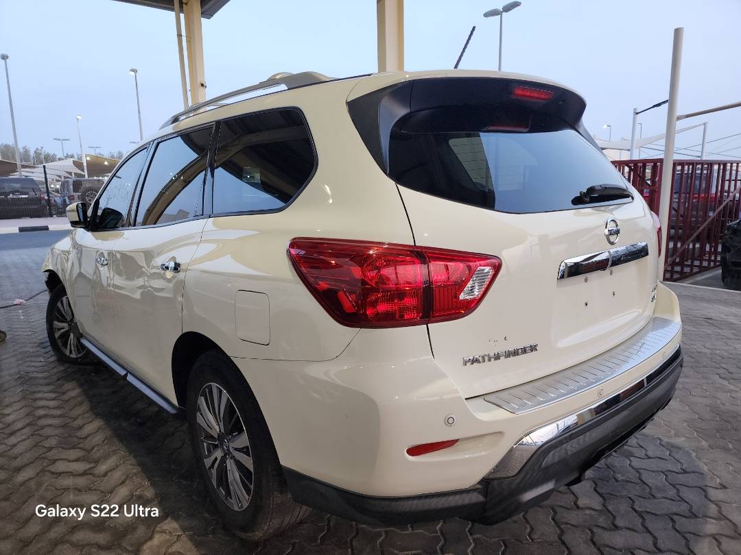 2018 NISSAN PATHFINDER — 107346 Miles — Lot 13183 — Main - Marhaba Auctions Used Cars - Image 12