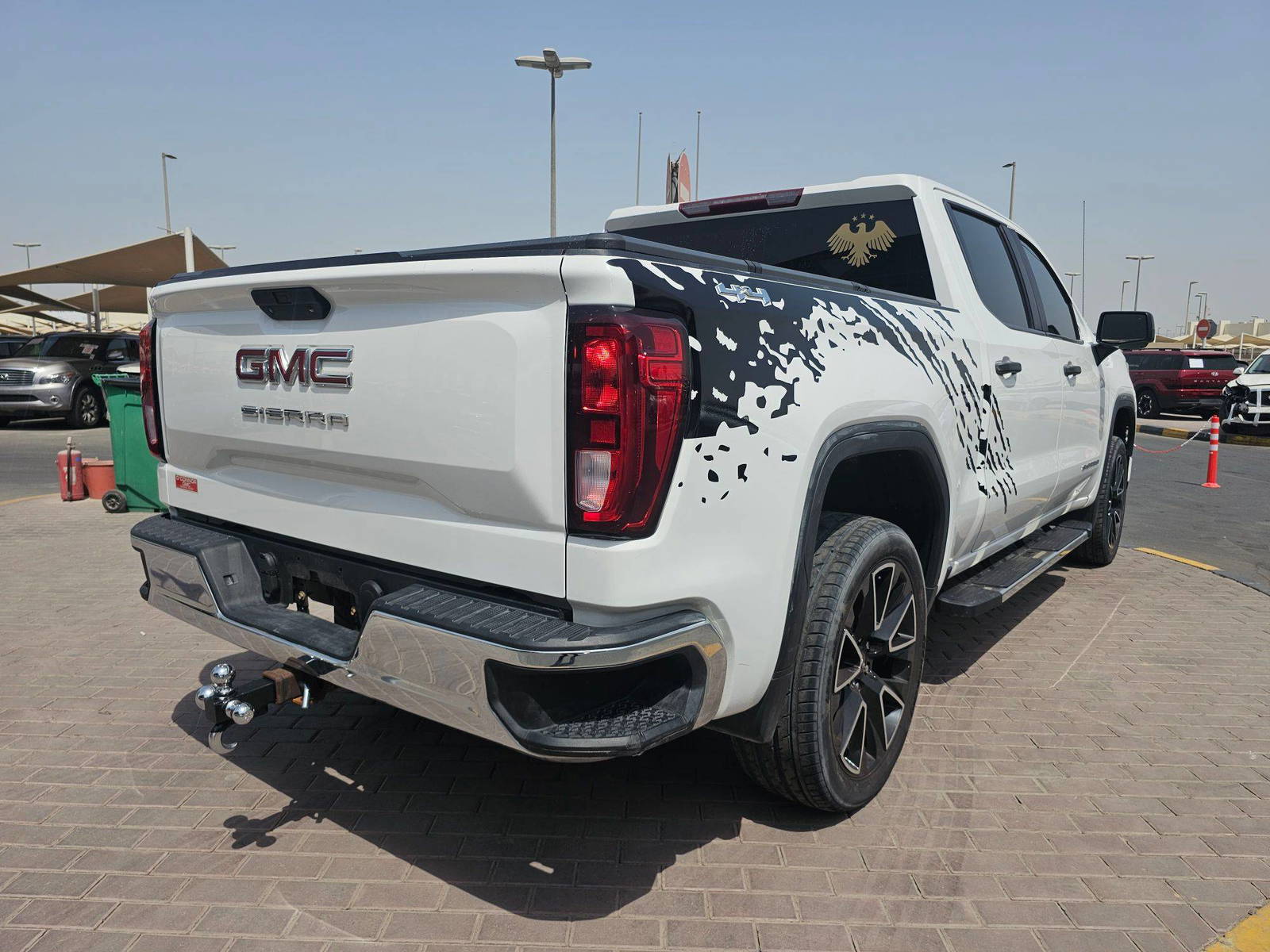 2019 GMC SIERRA — 92569 Miles — Lot KG158028 — Souq - Marhaba Auctions Used Cars - Image 4