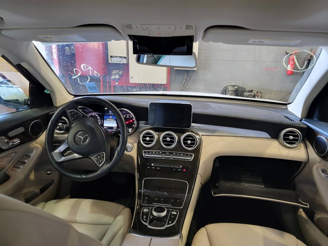 2018 MERCEDES BENZ GLC-300 — 42829 Miles — Lot 059876 — Main - Marhaba Auctions Used Cars - Image 7