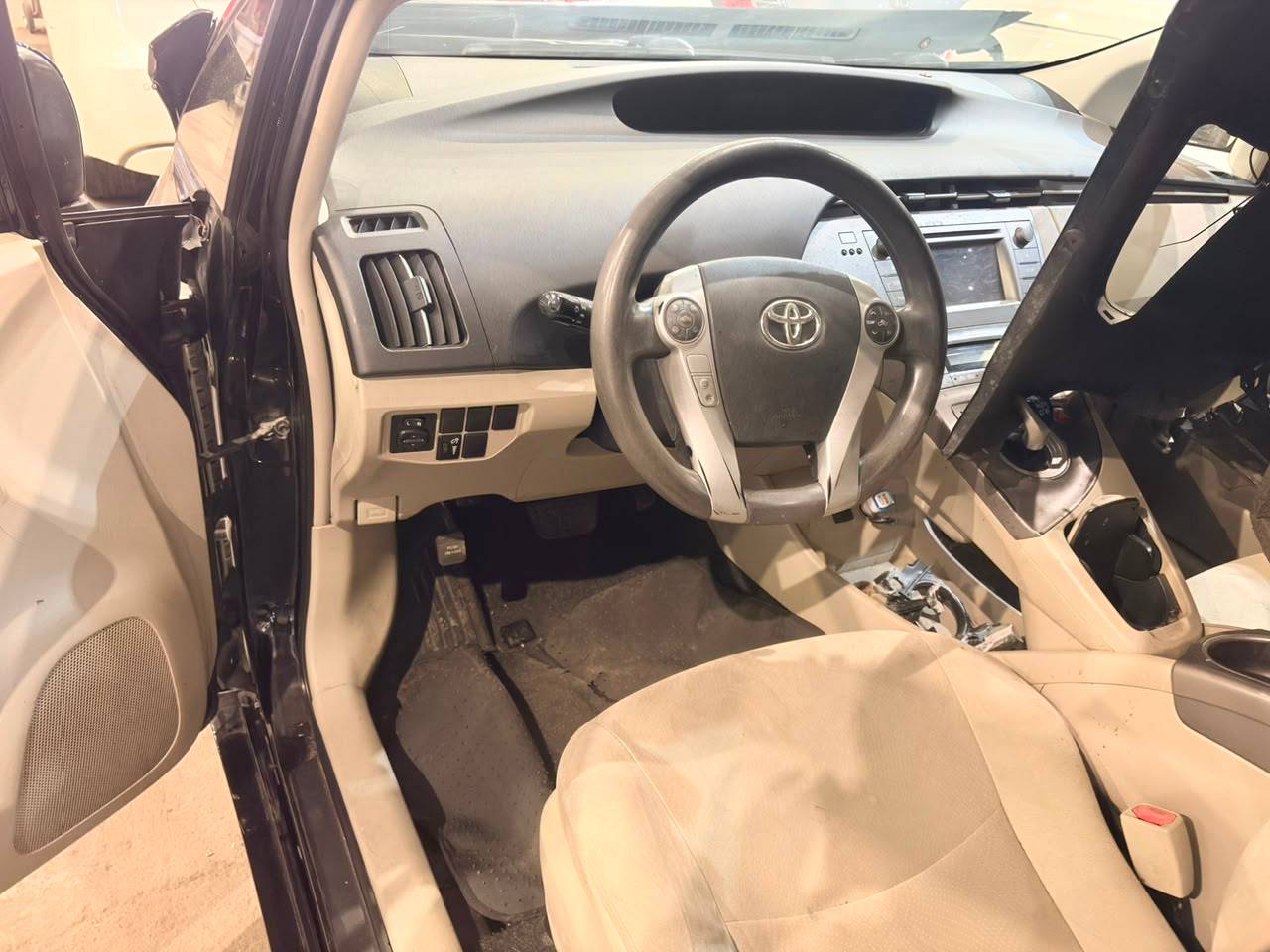 2014 TOYOTA PRIUS — 142503 Miles — Lot 0E1773576 — Main - Marhaba Auctions Used Cars - Image 10