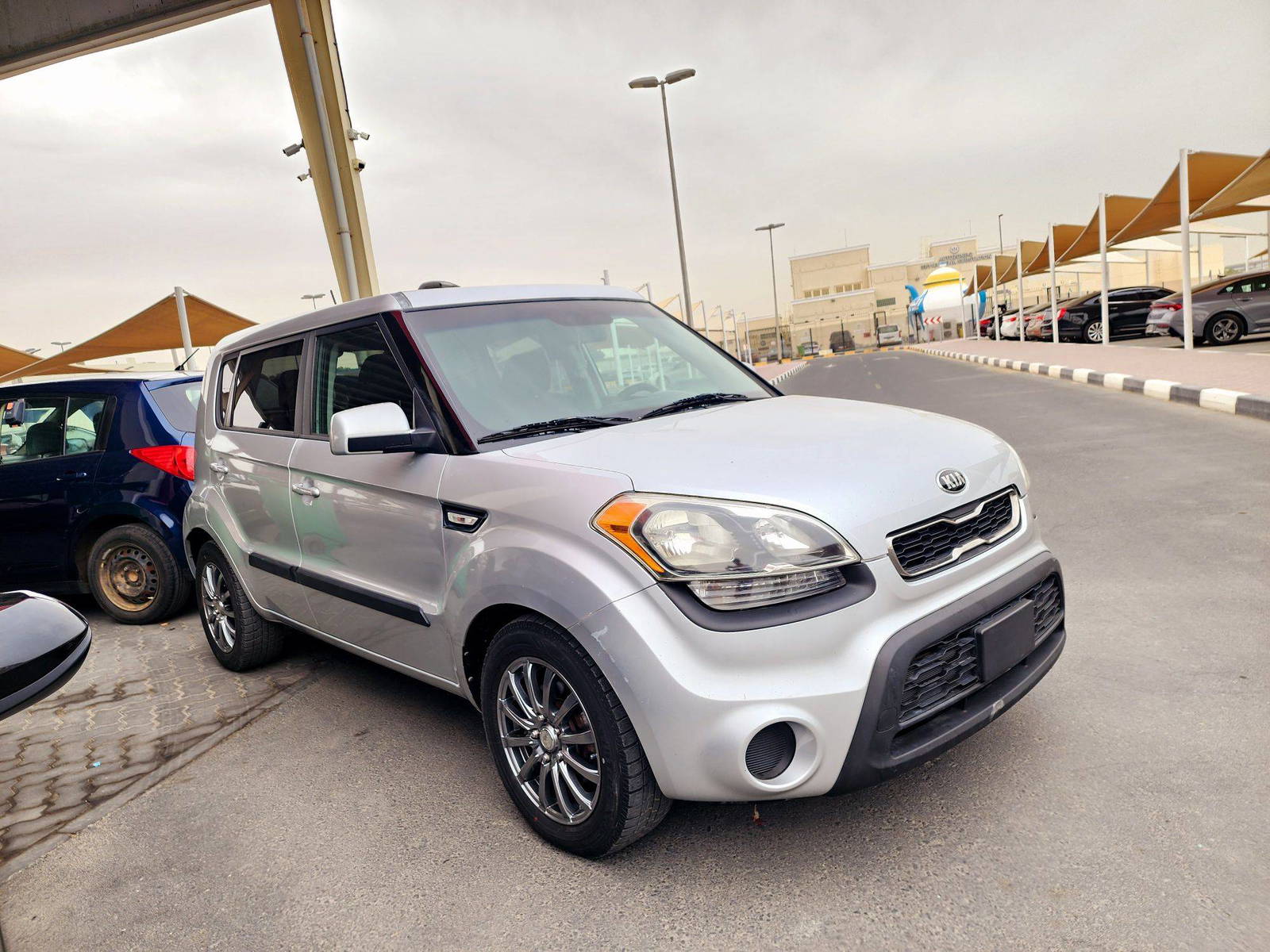 2013 KIA SOUL — 218083 Miles — Lot D7772355 — Souq - Marhaba Auctions Used Cars - Image 4