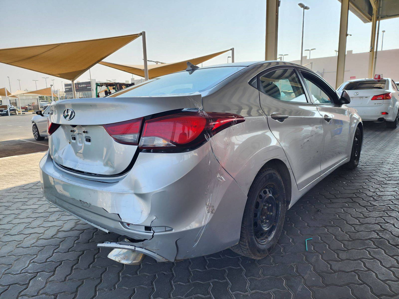 2015 HYUNDAI ELANTRA — 216026 KM — Lot 262594 — Main - Marhaba Auctions Used Cars - Image 3