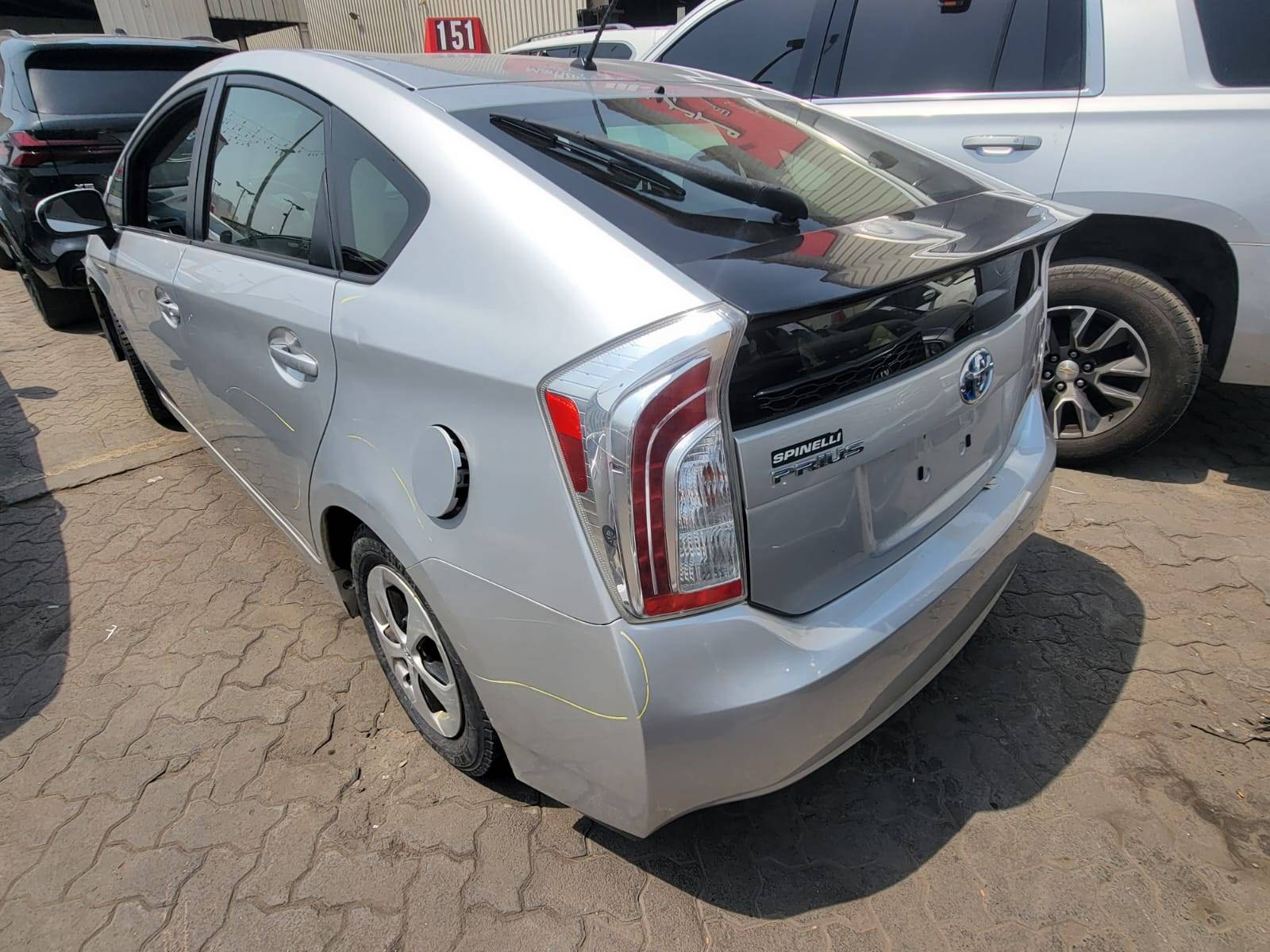 2015 TOYOTA PRIUS — 271223 KM — Lot 43233775 — Main - Marhaba Auctions Used Cars - Image 6