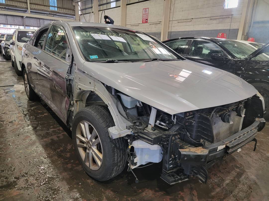 2015 HYUNDAI SONATA — 111866 Miles — Lot 10813 — Main - Marhaba Auctions Used Cars - Image 5