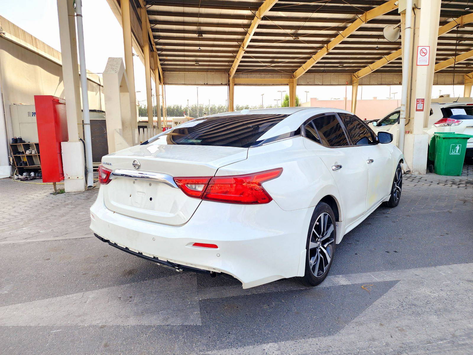 2020 NISSAN MAXIMA — 100720 Miles — Lot 2LC385230 — Souq - Marhaba Auctions Used Cars - Image 3