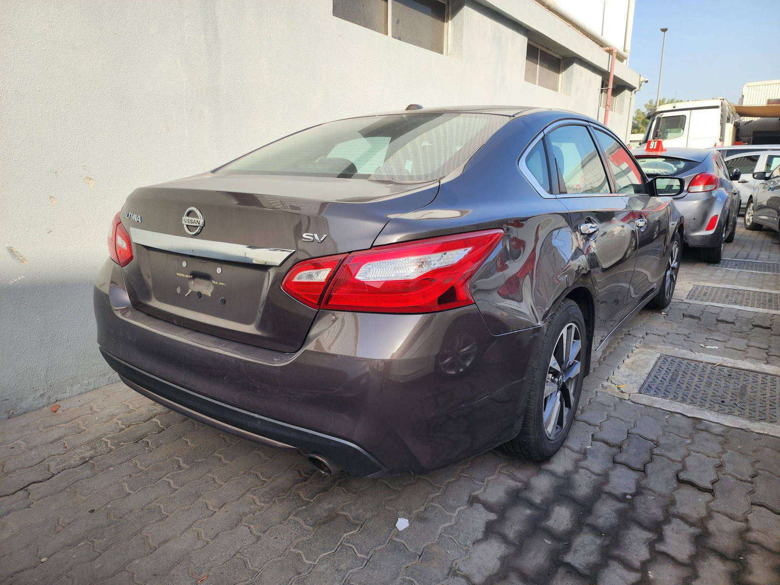 2017 NISSAN ALTIMA — 214101 Miles — Lot 767127 — Al Quoz - Marhaba Auctions Used Cars - Image 5