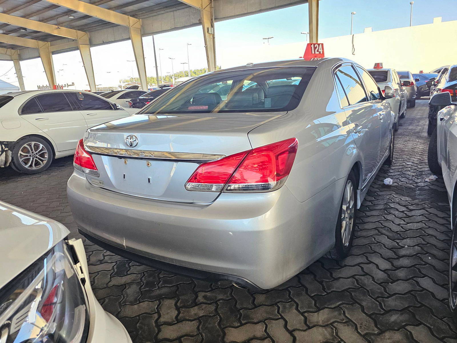 TOYOTA AVALON 2012 - Marhaba Auction Used Cars - Image 3