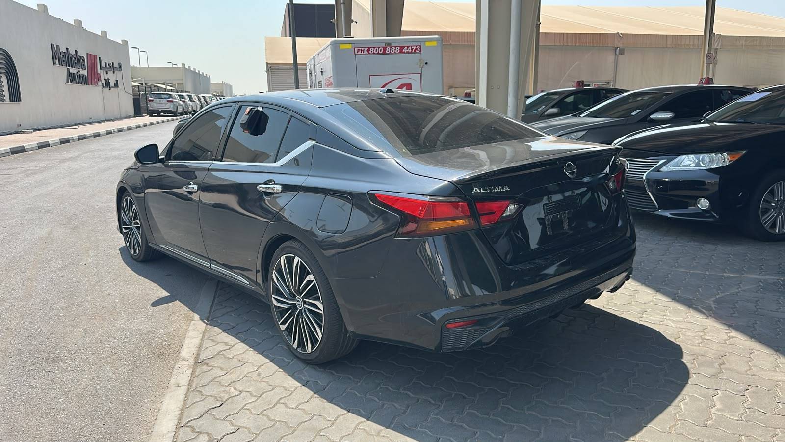 2019 NISSAN ALTIMA — 188083 KM — Lot KC213875 — Souq - Marhaba Auctions Used Cars - Image 8