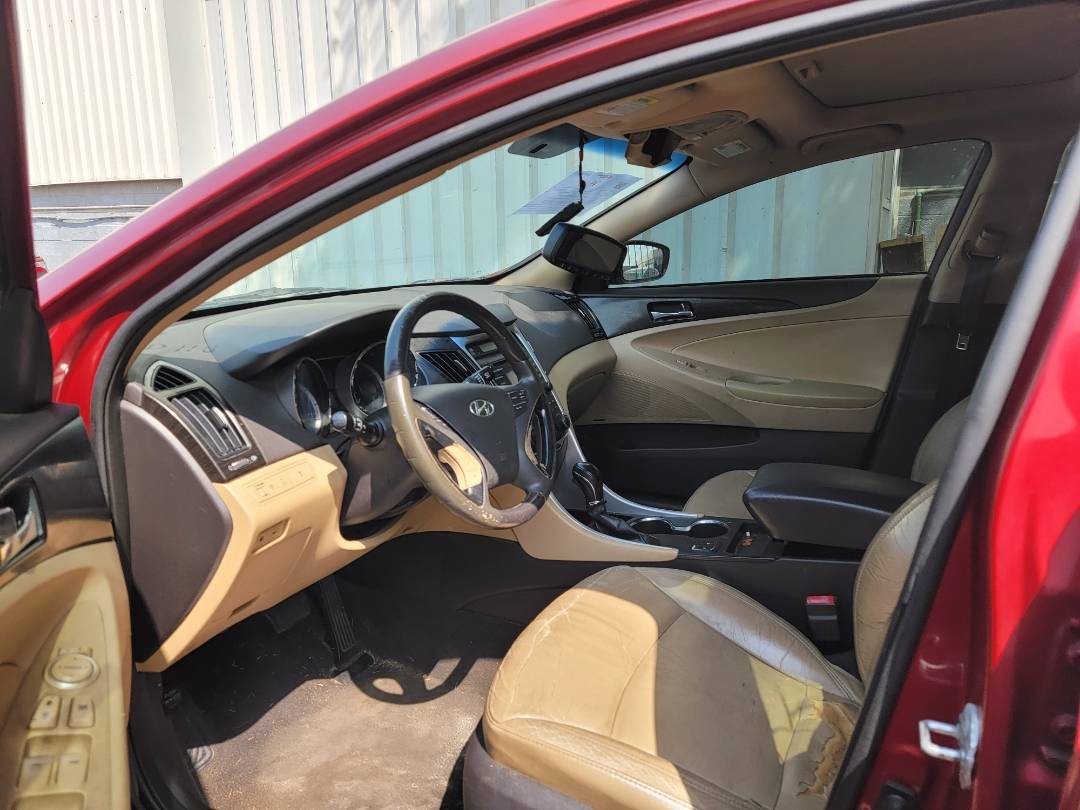 2013 HYUNDAI SONATA — 171842 Miles — Lot 236550 — Main - Marhaba Auctions Used Cars - Image 6