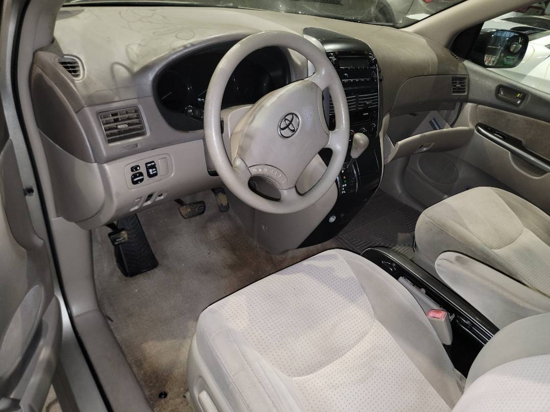 2009 TOYOTA SIENNA — 247056 Miles — Lot 37386095 - Marhaba Auctions Used Cars - Image 8