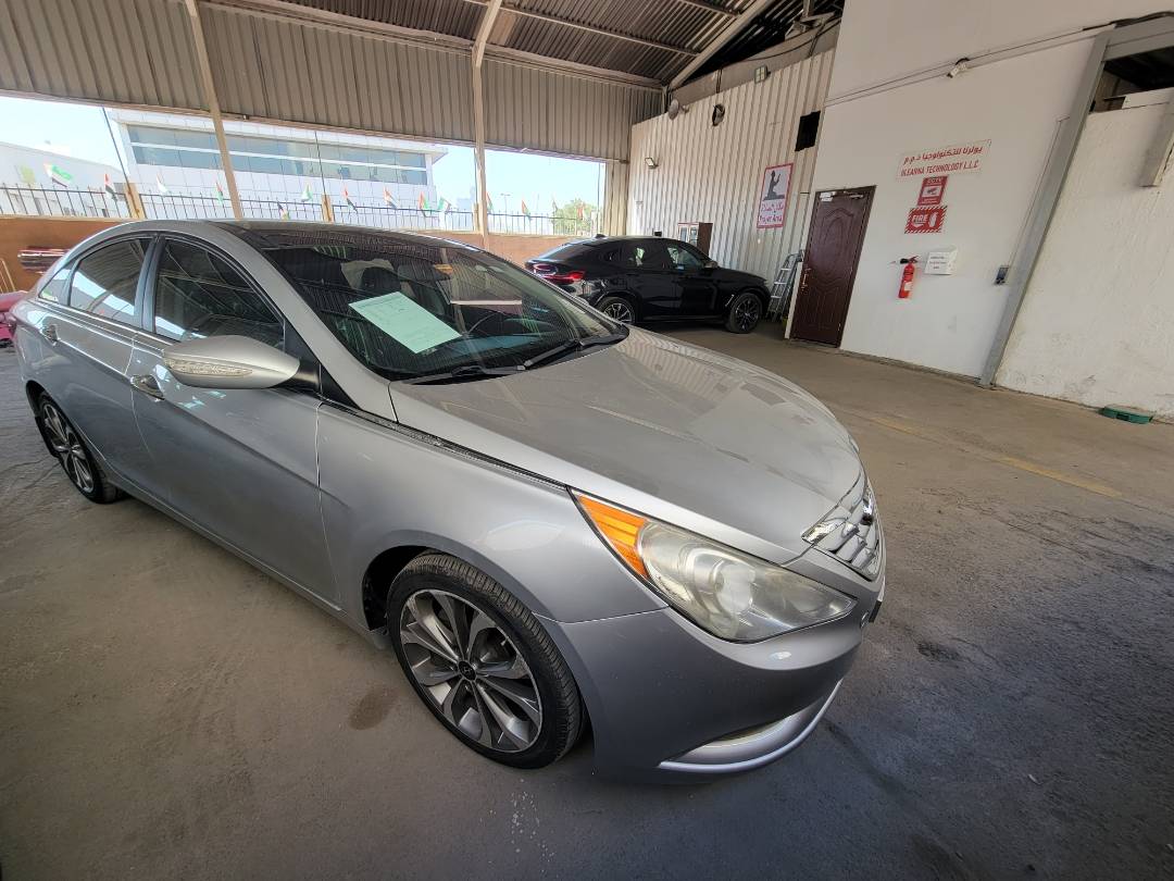 2013 HYUNDAI SONATA — 147397 Miles — Lot BXDH647437 — Main - Marhaba Auctions Used Cars - Image 5