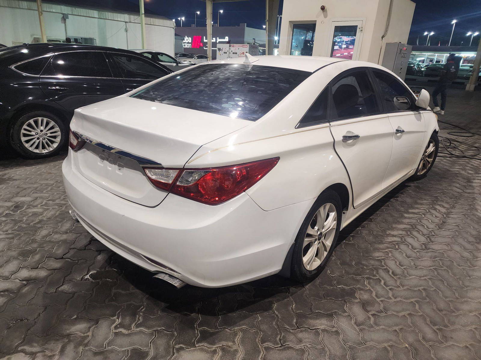 2011 HYUNDAI SONATA — 224940 Miles — Lot 56421212 - Marhaba Auctions Used Cars - Image 4