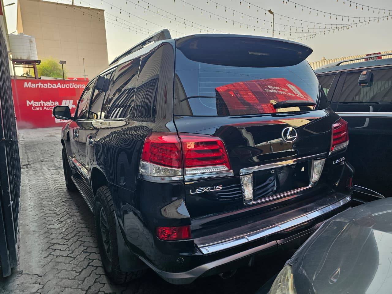 2009 LEXUS LX 570 — 180117 KM — Lot 4029016 — Main - Marhaba Auctions Used Cars - Image 4