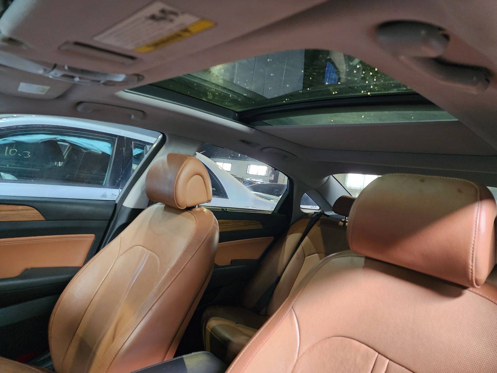 2015 HYUNDAI SONATA — 112644 Miles — Lot 34588 — Al Quoz - Marhaba Auctions Used Cars - Image 10