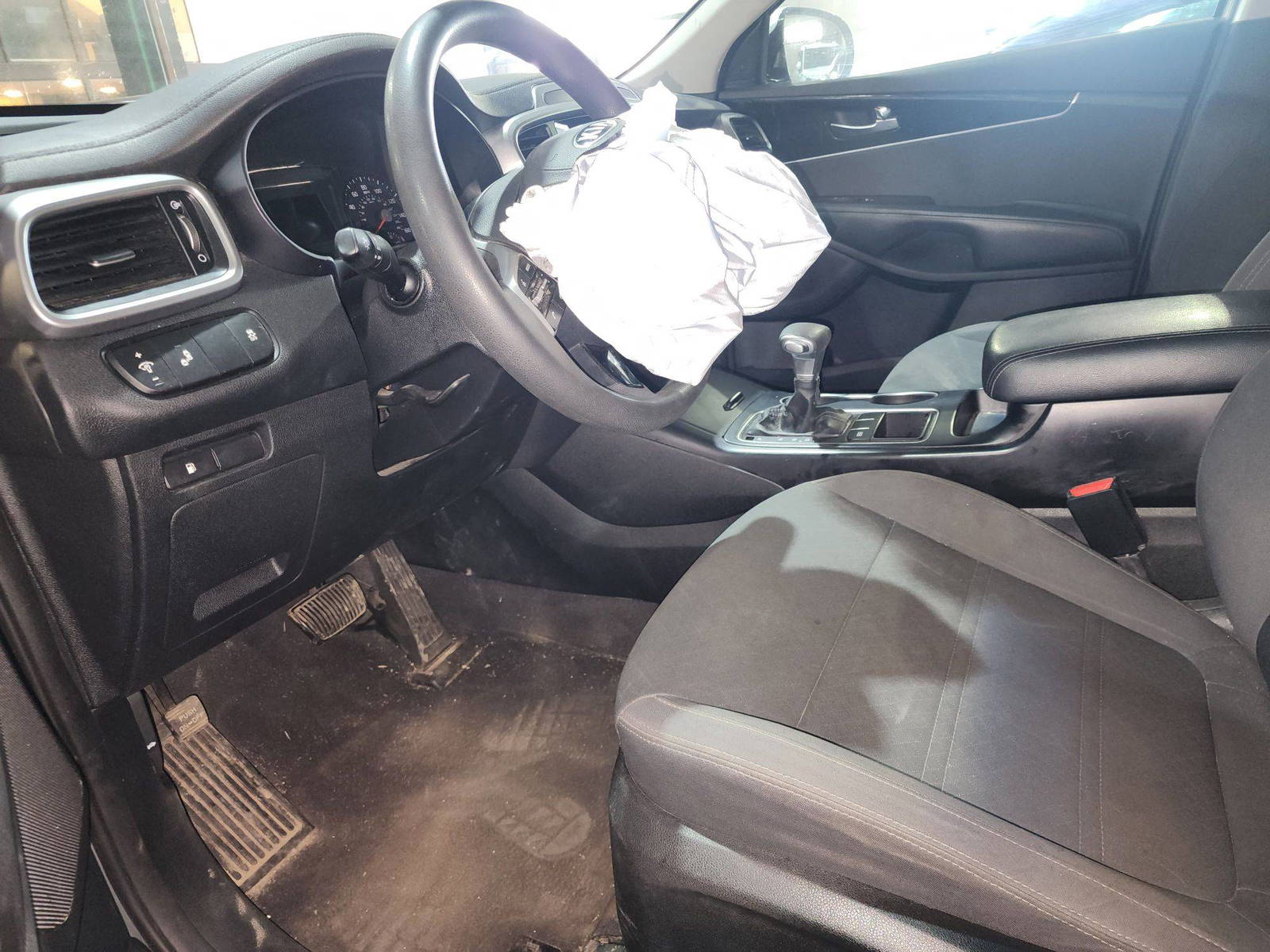 KIA SORENTO 2019 - Marhaba Auction Used Cars - Image 9