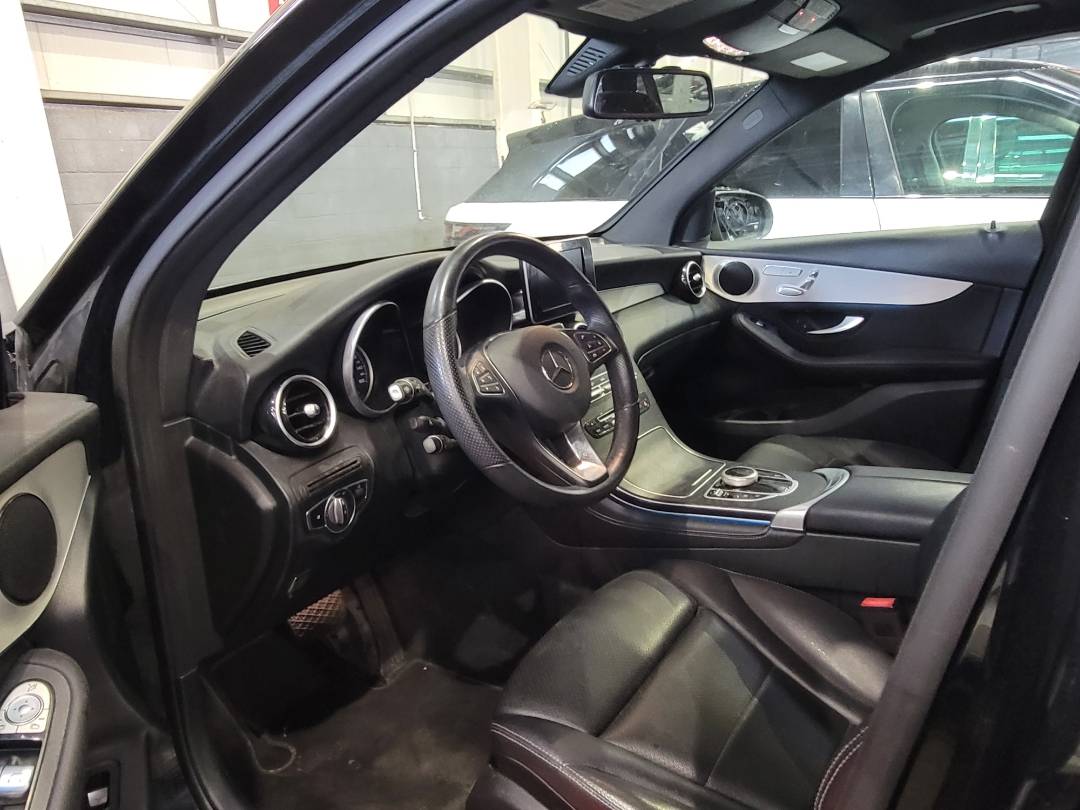 2019 MERCEDES BENZ GLC-300 — 67068 Miles — Lot 167852 — Main - Marhaba Auctions Used Cars - Image 6