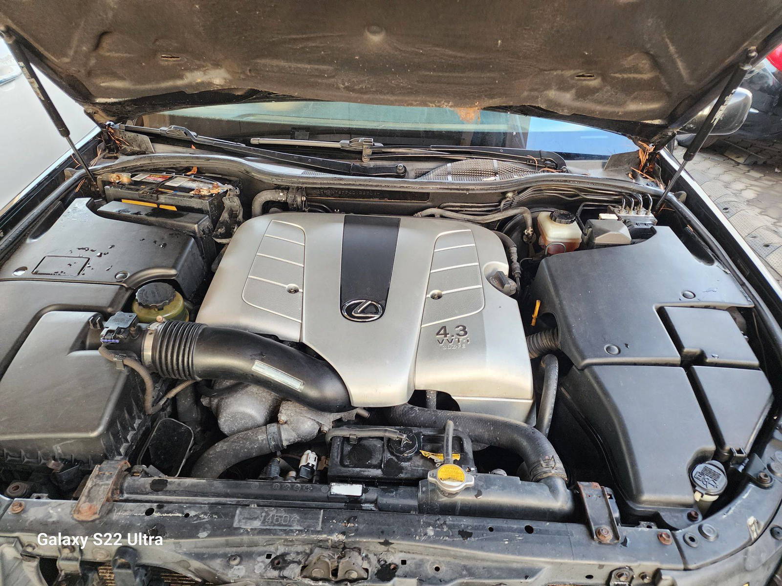 2004 LEXUS LS 430 — 248859 Miles — Lot 38448190 - Marhaba Auctions Used Cars - Image 12