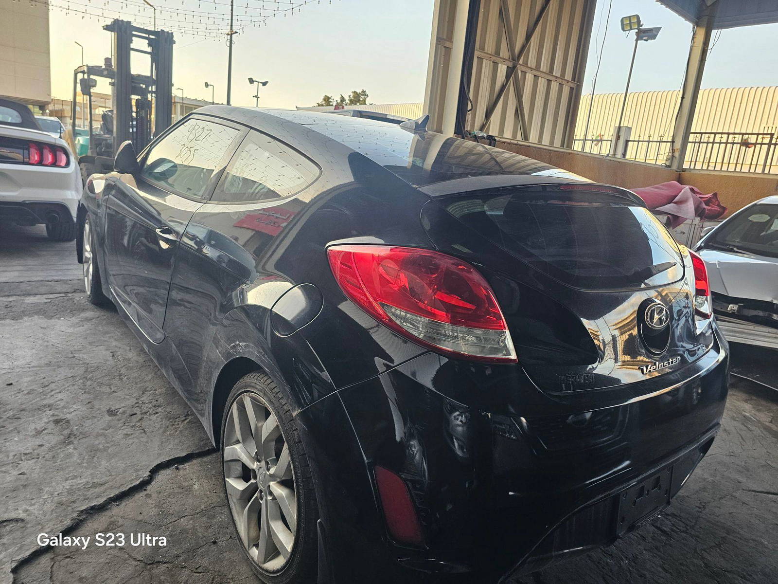 2013 HYUNDAI VELOSTER — 109490 Miles — Lot 43273057 — Ind. 12 - Marhaba Auctions Used Cars - Image 6