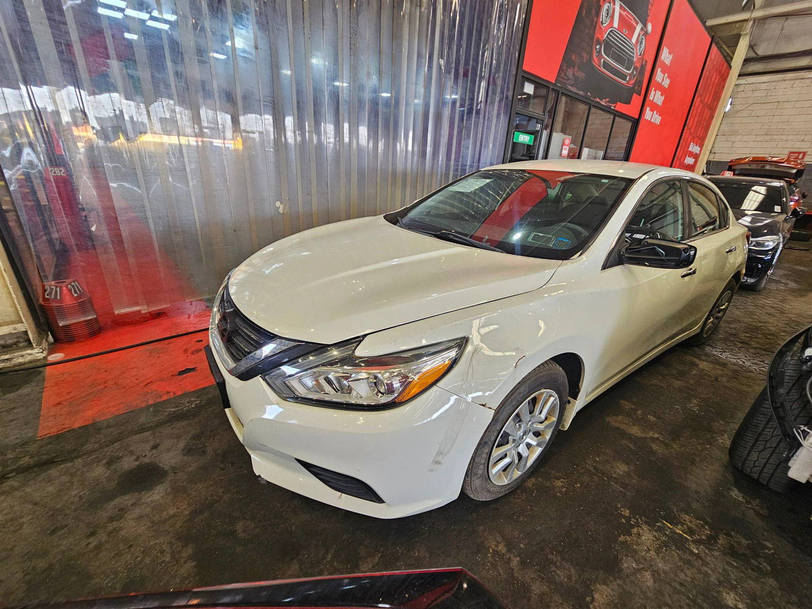 2017 NISSAN ALTIMA — 100553 Miles — Lot C258061 — Main - Marhaba Auctions Used Cars - Image 4