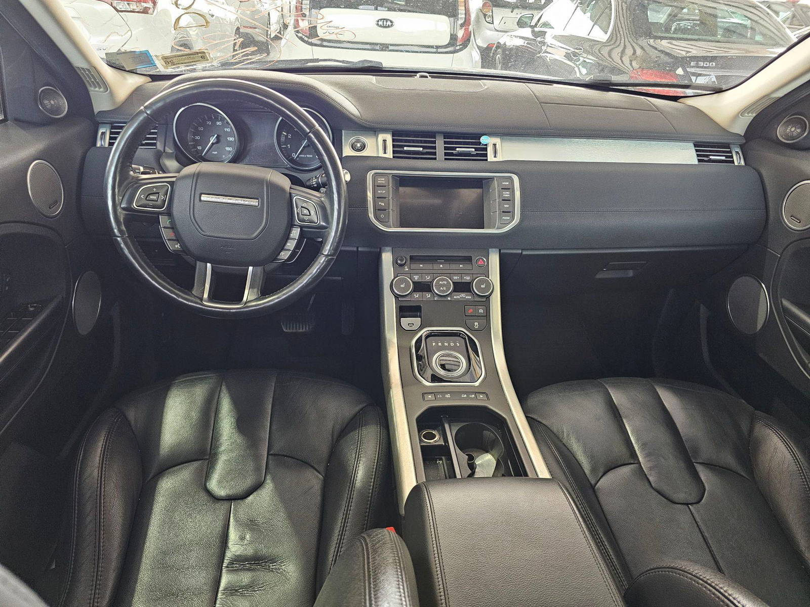 2014 LAND ROVER RANGE ROVER EVOQUE PURE PLUS — 140235 Miles — Lot 43387995 — Souq - Marhaba Auctions Used Cars - Image 7
