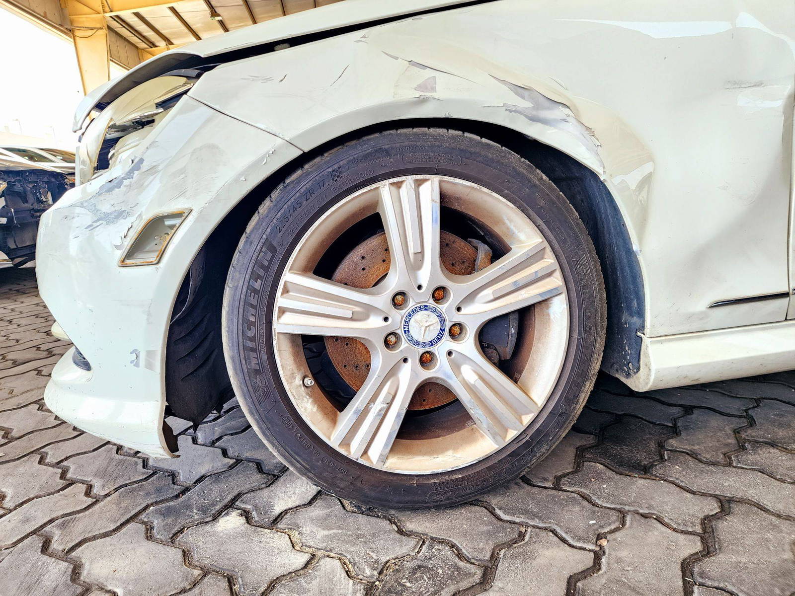2011 MERCEDES BENZ C 350 — 165746 Miles — Lot GB4BF531712 — Souq - Marhaba Auctions Used Cars - Image 11