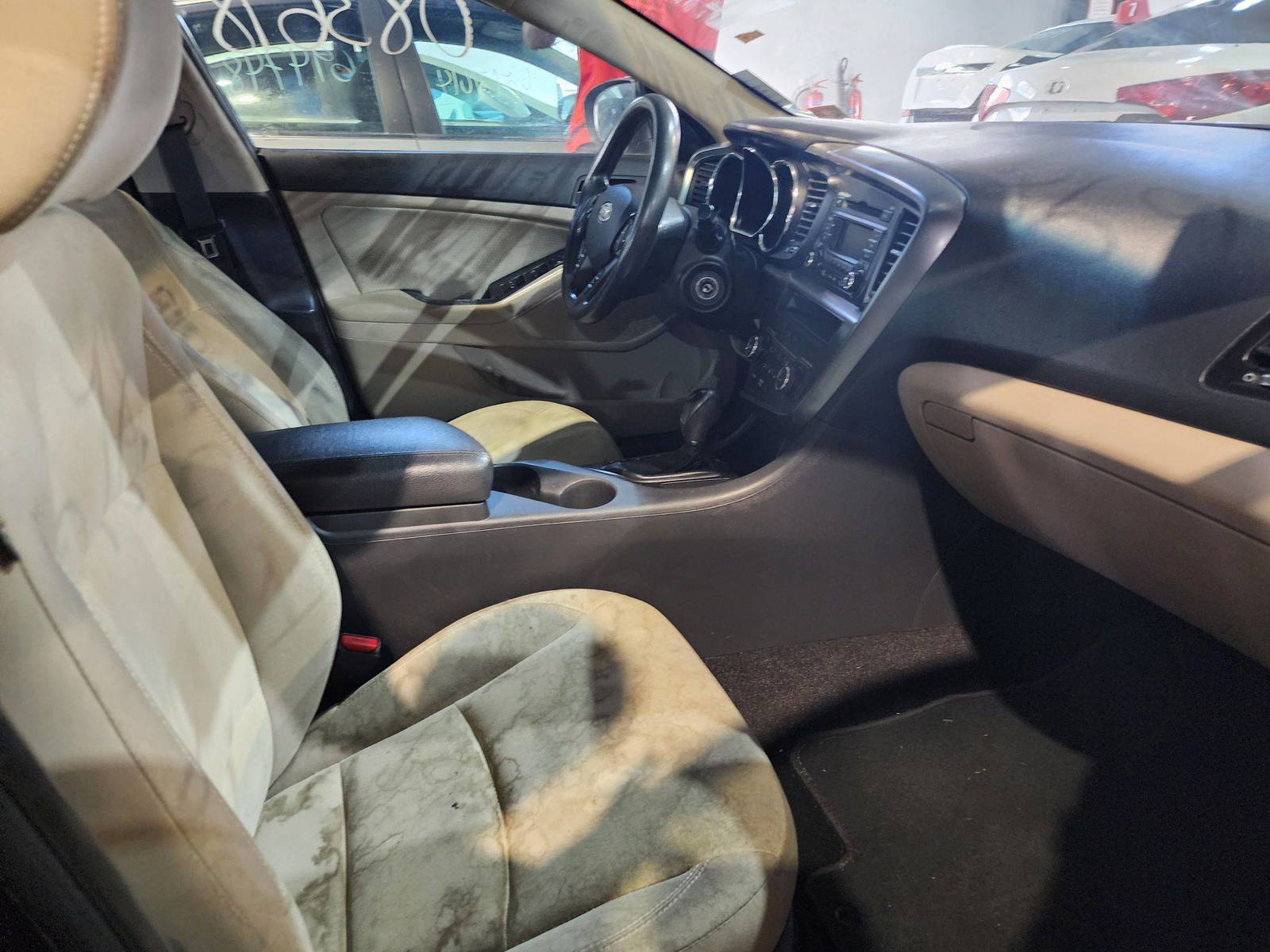 2012 KIA OPTIMA — 203017 Miles — Lot 83698 — Al Quoz - Marhaba Auctions Used Cars - Image 9
