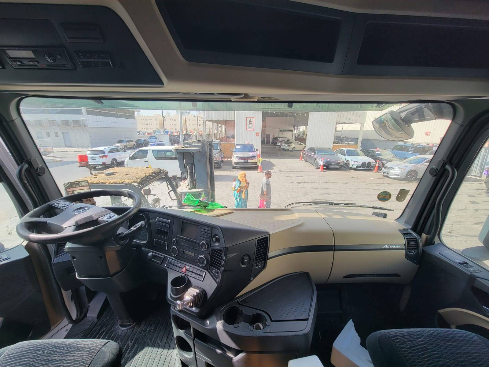 MERCEDES BENZ ACTROS 1845 2013 - Marhaba Auction Used Cars - Image 7