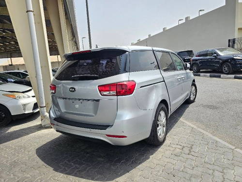 KIA SEDONA