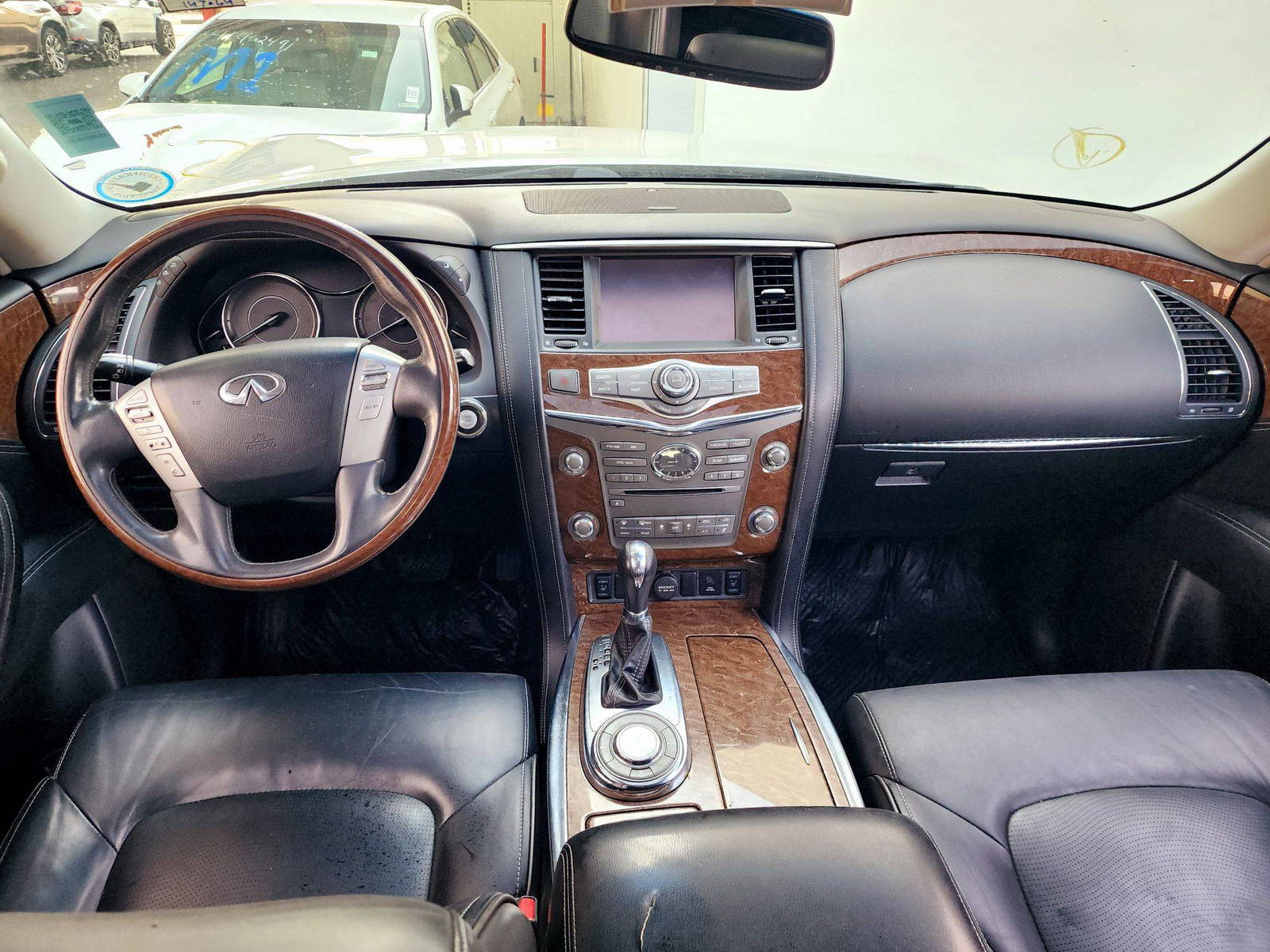 2017 INFINITI QX80 — 143064 Miles — Lot 85017874 — Main - Marhaba Auctions Used Cars - Image 7