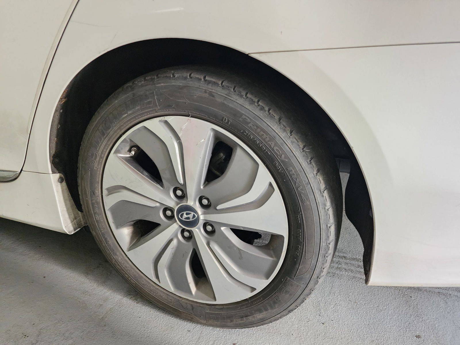2014 HYUNDAI SONATA — 186799 Miles — Lot 107165 — Al Quoz - Marhaba Auctions Used Cars - Image 12