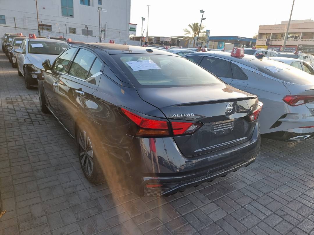 2019 NISSAN ALTIMA — 103647 Miles — Lot C236143 — Ind. 12 - Marhaba Auctions Used Cars - Image 6