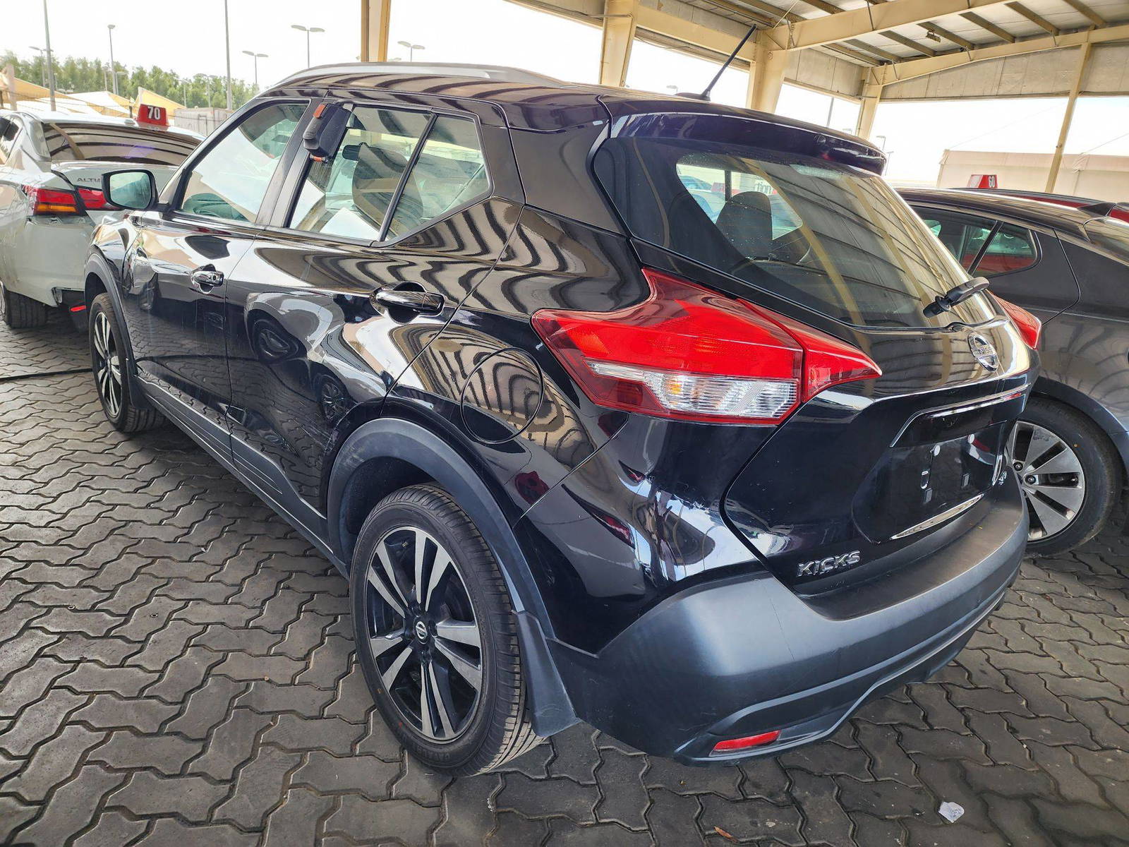 2019 NISSAN KICKS — 53896 Miles — Lot 70729313 - Marhaba Auctions Used Cars - Image 9