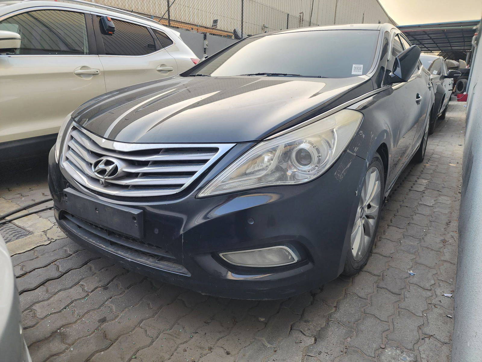 HYUNDAI GRANDEUR 2011 - Marhaba Auction Used Cars - Image 6